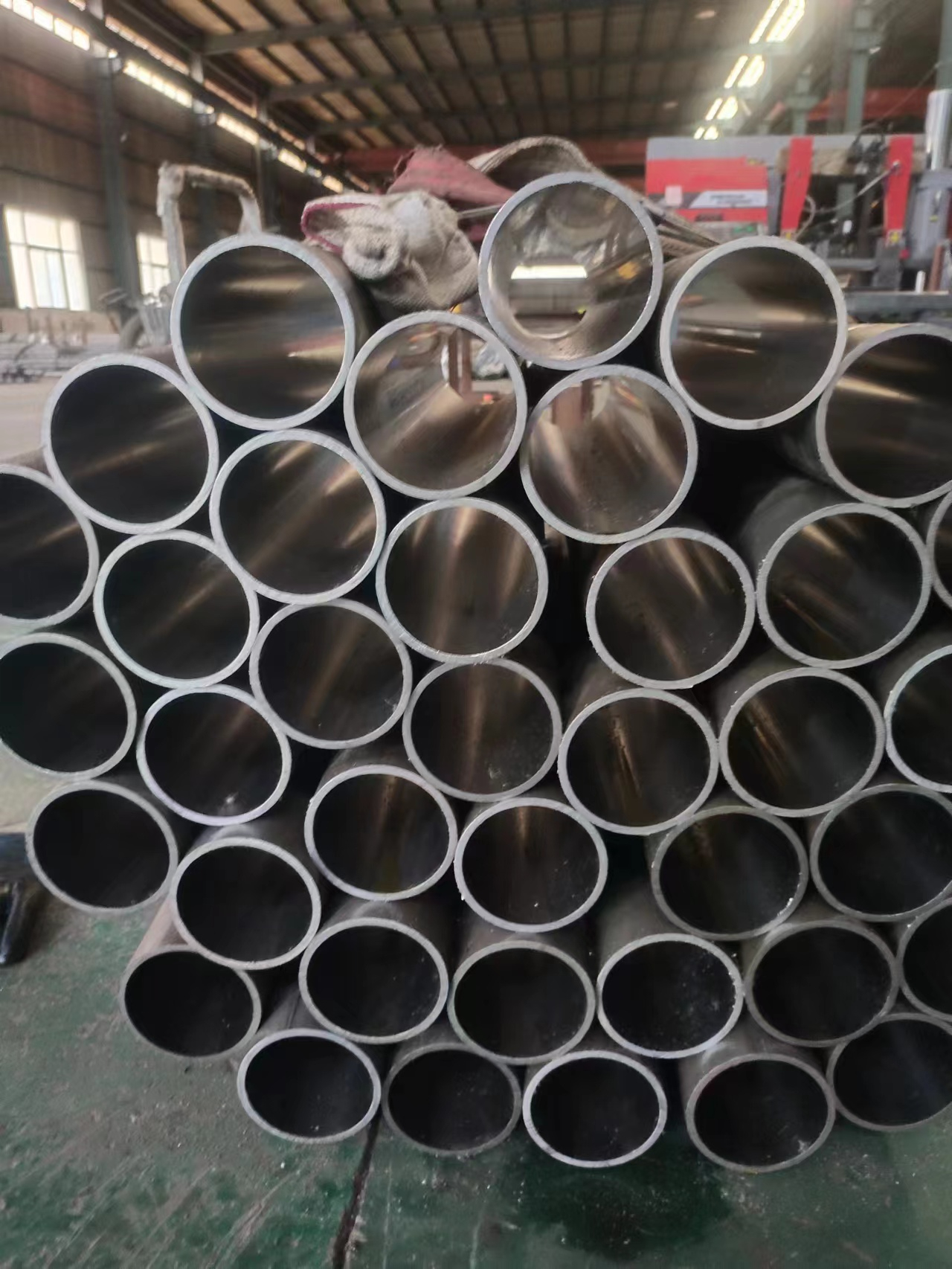 絎磨管生產(chǎn)廠家——山東鴻福瑞金屬制品有限公司